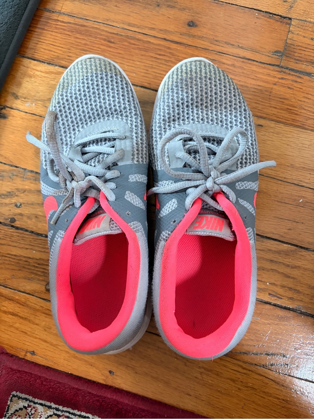 Nike Kids' Revolution 4 Gray and Pink Lightweight Running Shoes (size 6Y)